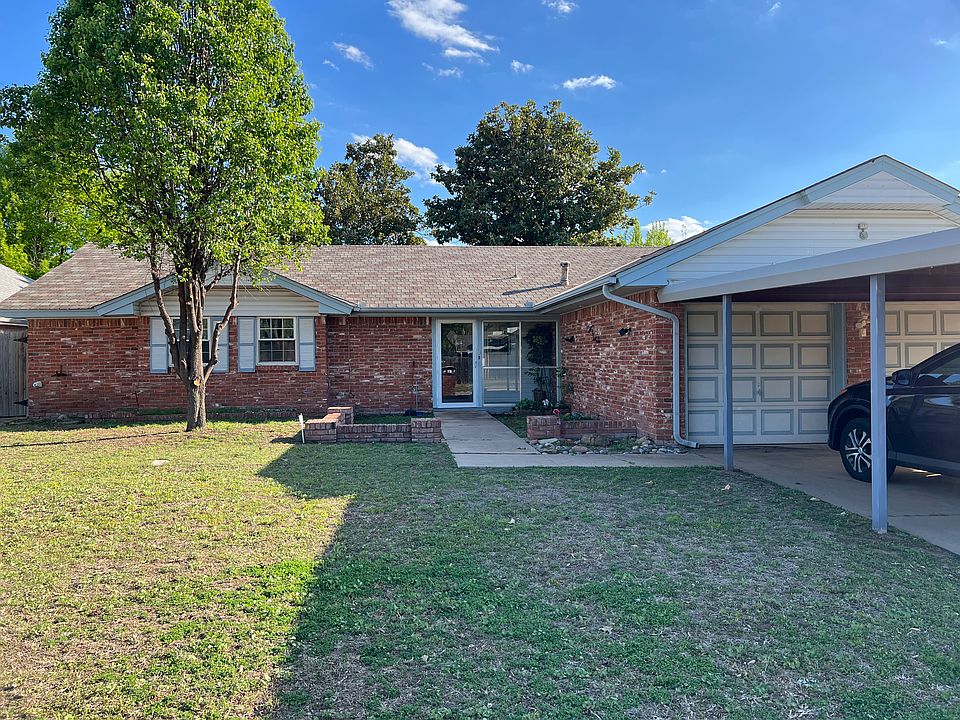 1st image of 304 S Ranchwood Manor Dr