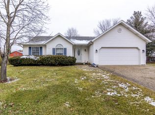 23714 W Jackson St, Athens, IL 62613