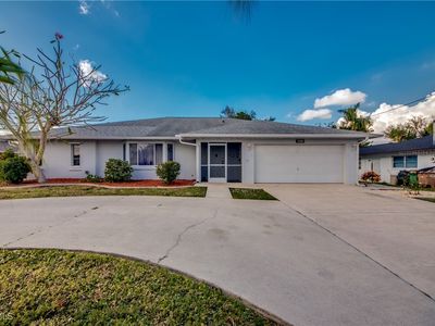 904 SE 4th Pl, Cape Coral, FL, 33990
