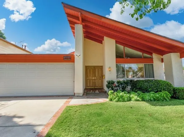 19730 Hatton St, Winnetka, CA 91306