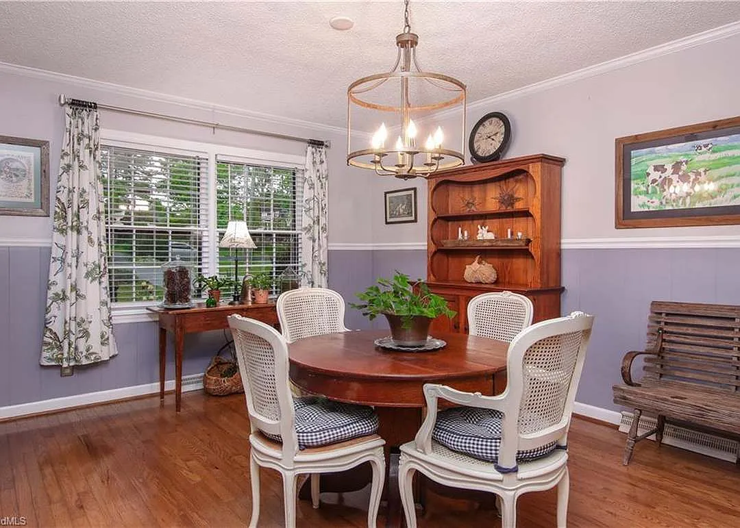 3 bed, 1898 sqft, $1,850 — Photo 3