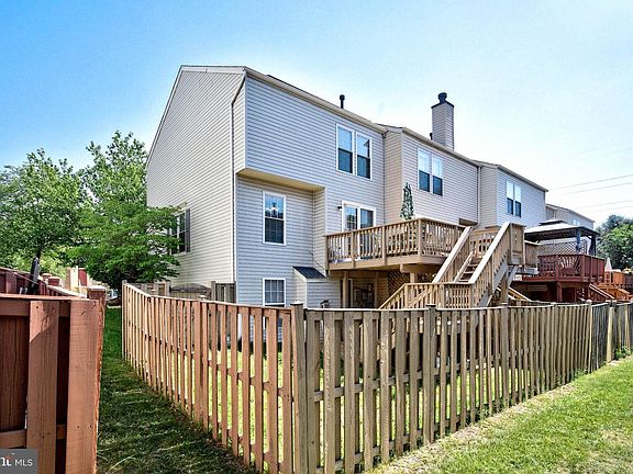 4th image of 6385 Stagg Ct