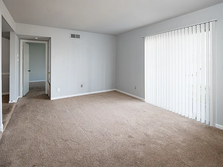 849 Farmhurst Dr #D — Photo 33