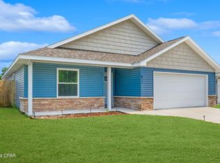 625 Plantation Dr, Panama City, FL 32404