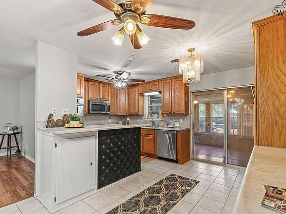 5th image of 5011 Kingston Dr