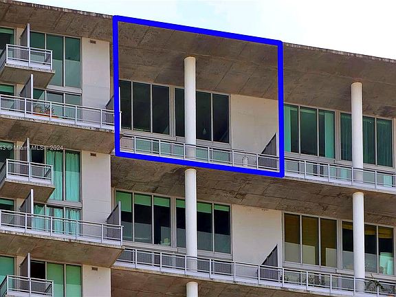 5th image of 690 SW 1st Ct #Penthouse Ii09