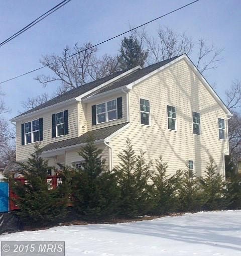 2nd image of 1817 Loreley Rd