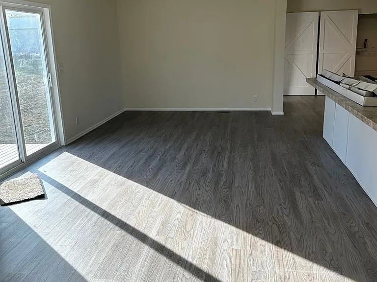 7420 Guide Meridian — Photo 6