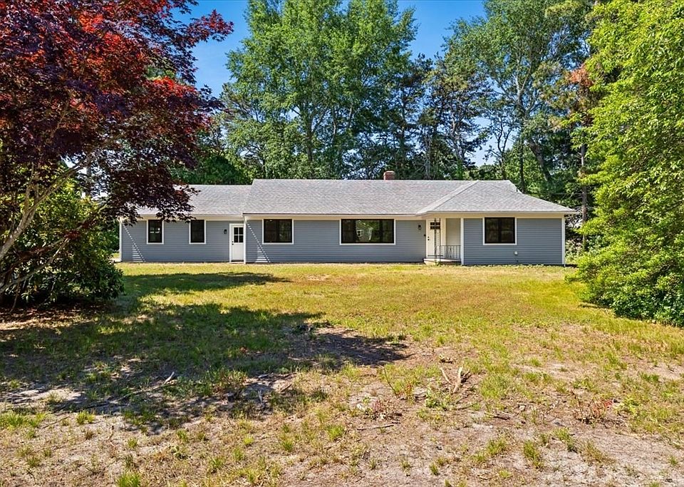 1st image of 33 Runestone Rd