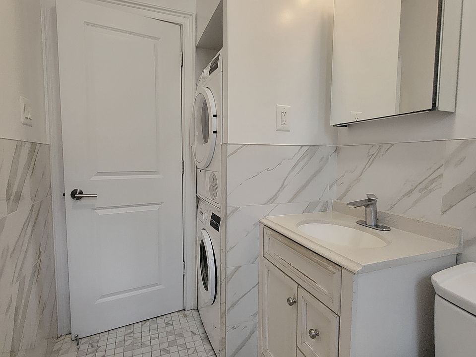 2nd image of 3147 Broadway #1B
