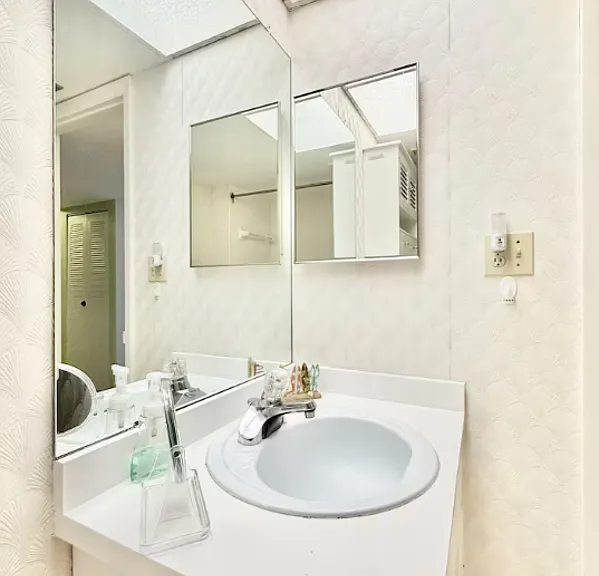 18201 Gulf Blvd #206 — Photo 30