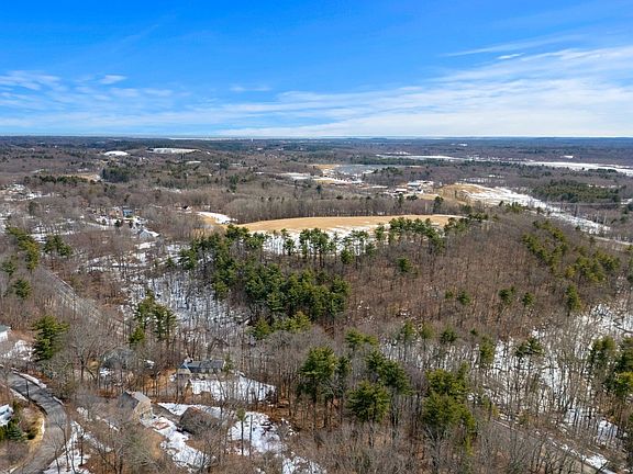 2nd image of 11 Pond Hill Rd