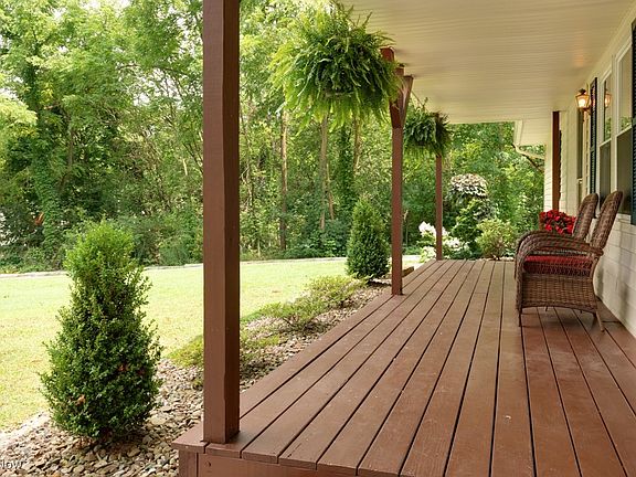 5th image of 4020 Orchard Dr