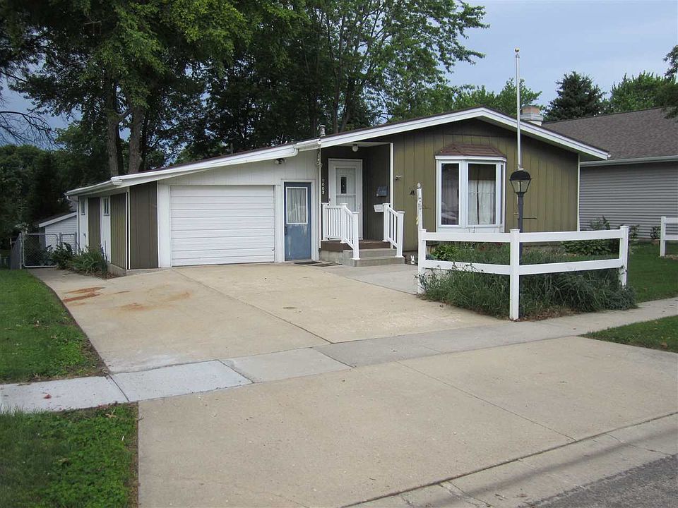 1st image of 1003 11th St
