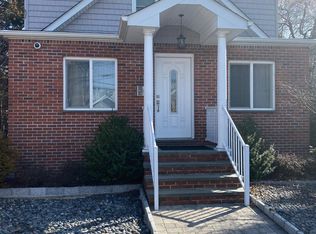 1146 Hobart Ave, Bronx, NY 10461