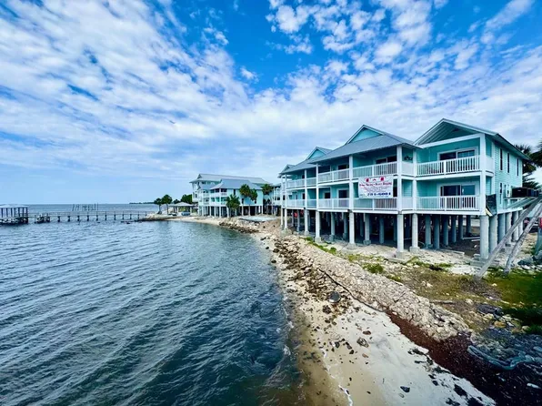 550 1st St UNIT 112, Cedar Key, FL 32625