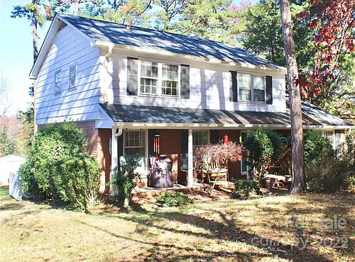 833 Archdale Dr Photo 1