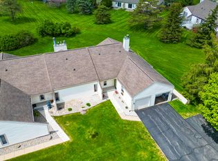 7334 Creekside Dr #23, Lansing, MI 48917