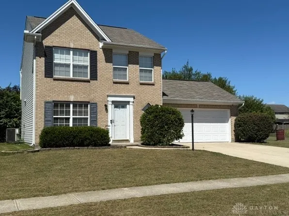 1805 Springwood Dr, Piqua, OH 45356