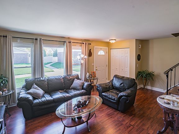 2nd image of 457 Congress Ct #457
