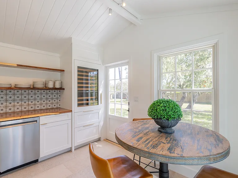 1414 Alva Ln — Photo 16