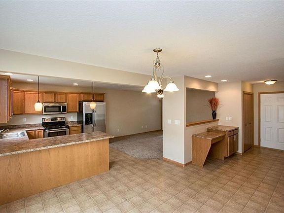 4th image of 105 Alydar Dr