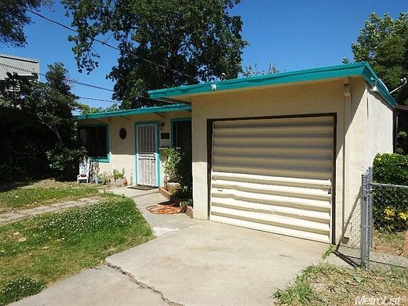 3rd image of 170 Village Ln