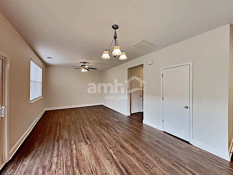5619 Cuba Rd — Photo 9