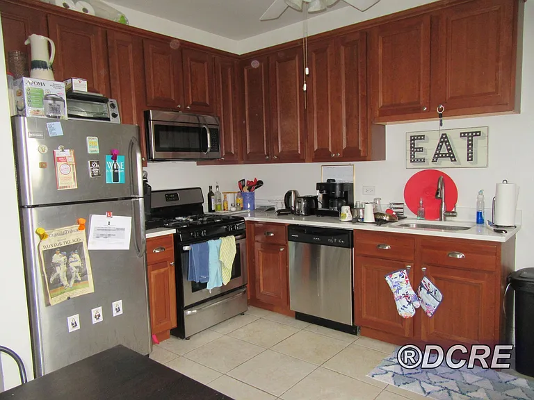 1149 W Pratt Blvd #1W — Photo 3