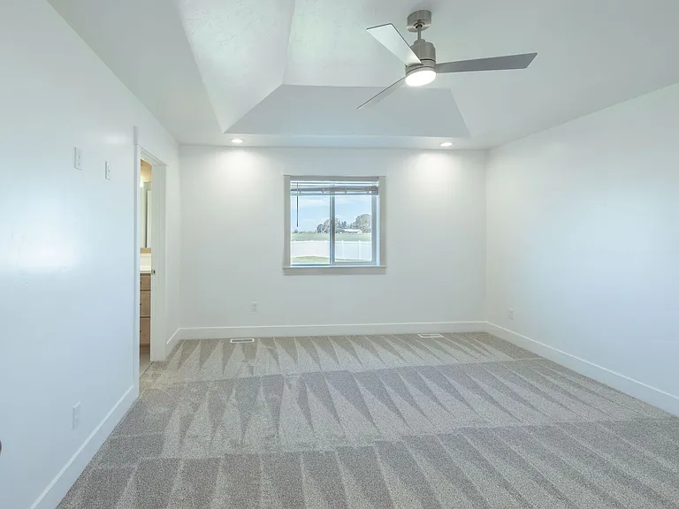 3717 Razor Cir — Photo 9