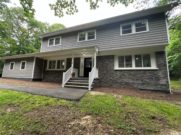 4 Upham Down, Shoreham, NY 11786