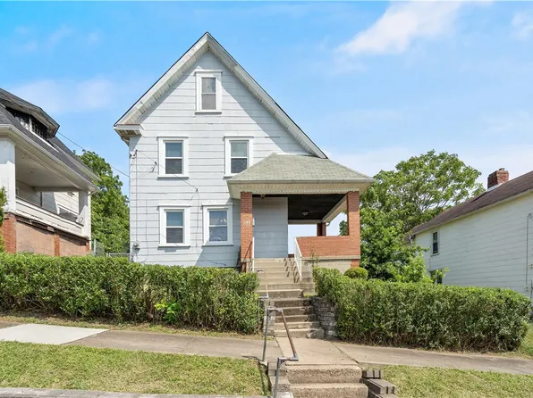 540 9th St, Clairton, PA 15025