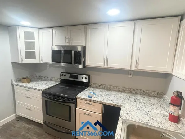 403 E Norwegian St, Pottsville, PA 17901