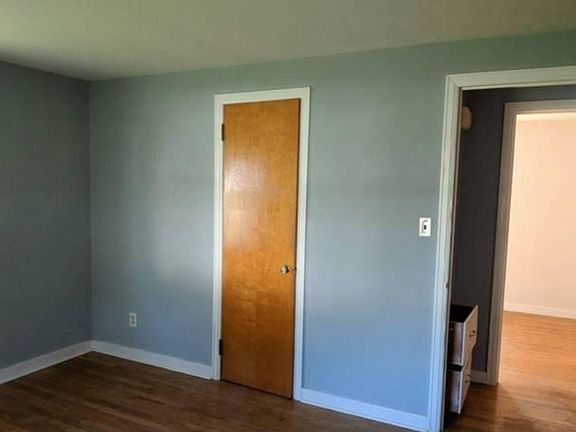 5th image of 106 Chestnut Hill Dr