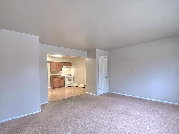 4th image of 809 E 32nd Ave #19-1