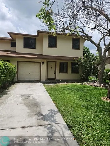 6094 Live Oak Ct #A Photo 1