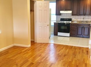 2824 47th St #2, Astoria, NY 11103