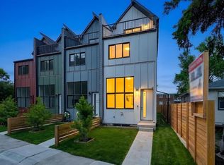 2018 S 12th Ave SW, Calgary, AB T3C 0S1