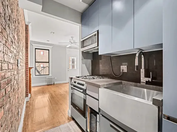 410 East 13th Street image 4 of 7