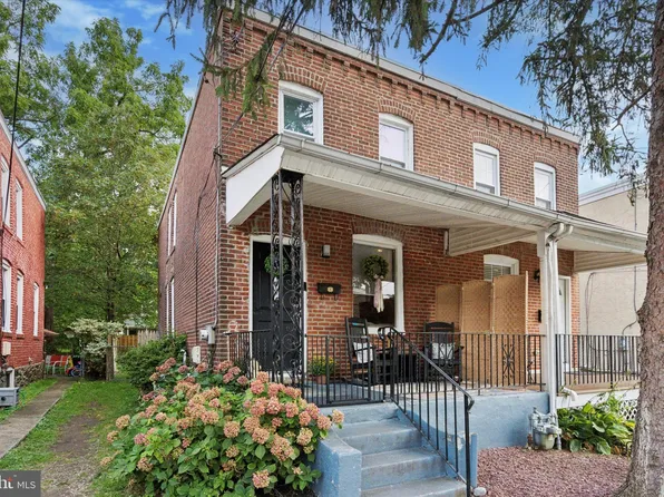 139 Walnut Ave, Ardmore, PA 19003