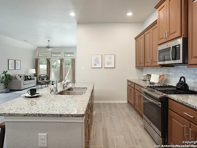 708 Arroyo Dorado — Photo 12
