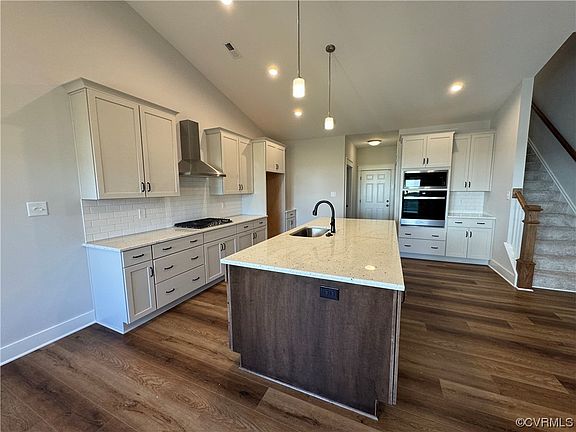 4th image of 10508 Goosecross Way #E2