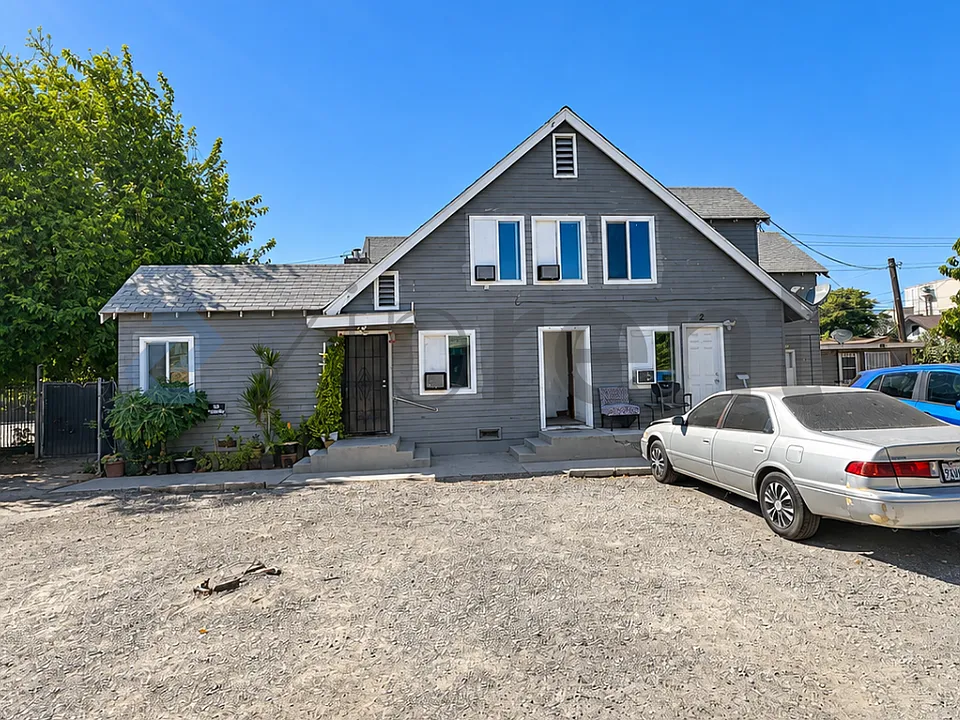 1323 Monterey Ave #6