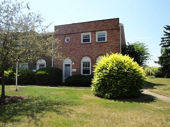2nd image of 24466 Clareshire Dr #10K