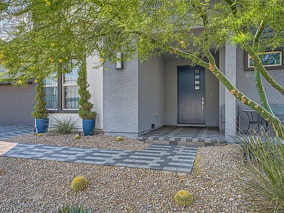4th image of 6857 Fallen Rock St