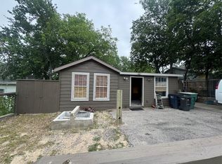 2806 NW Loraine St, Fort Worth, TX 76106