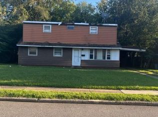 112 S Dennis Dr, Clayton, NJ 08312