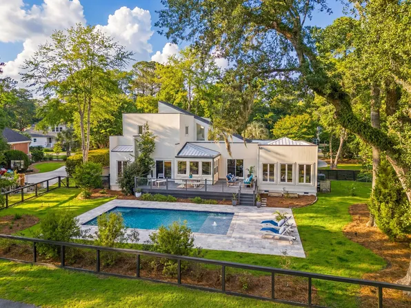 1015 Casseque Province, Mount Pleasant, SC 29464