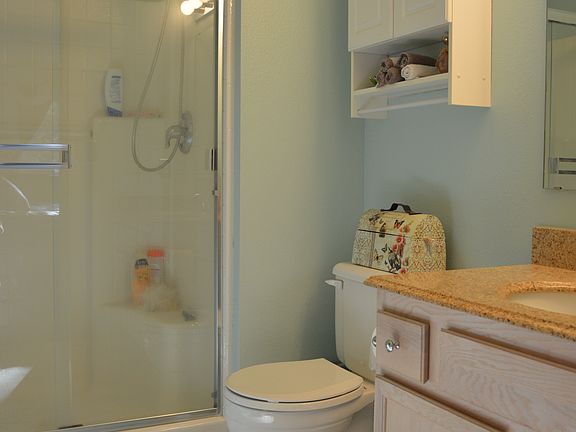 4th image of 1324 NW Slate Ln
