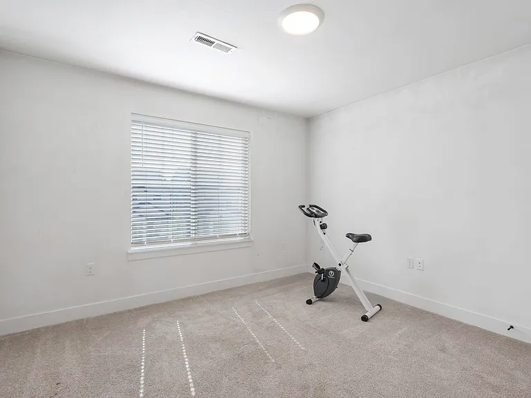 12356 S Eovaldi Ave — Photo 19